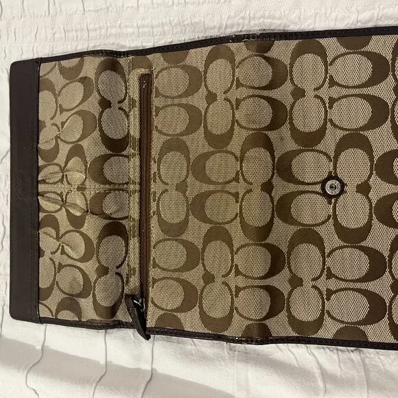 Wallet - Picture 3 of 3